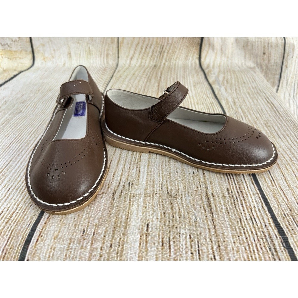 L'Amour Classic Leather Mary Jane Shoes Perforated Girls 12 Brown School Church